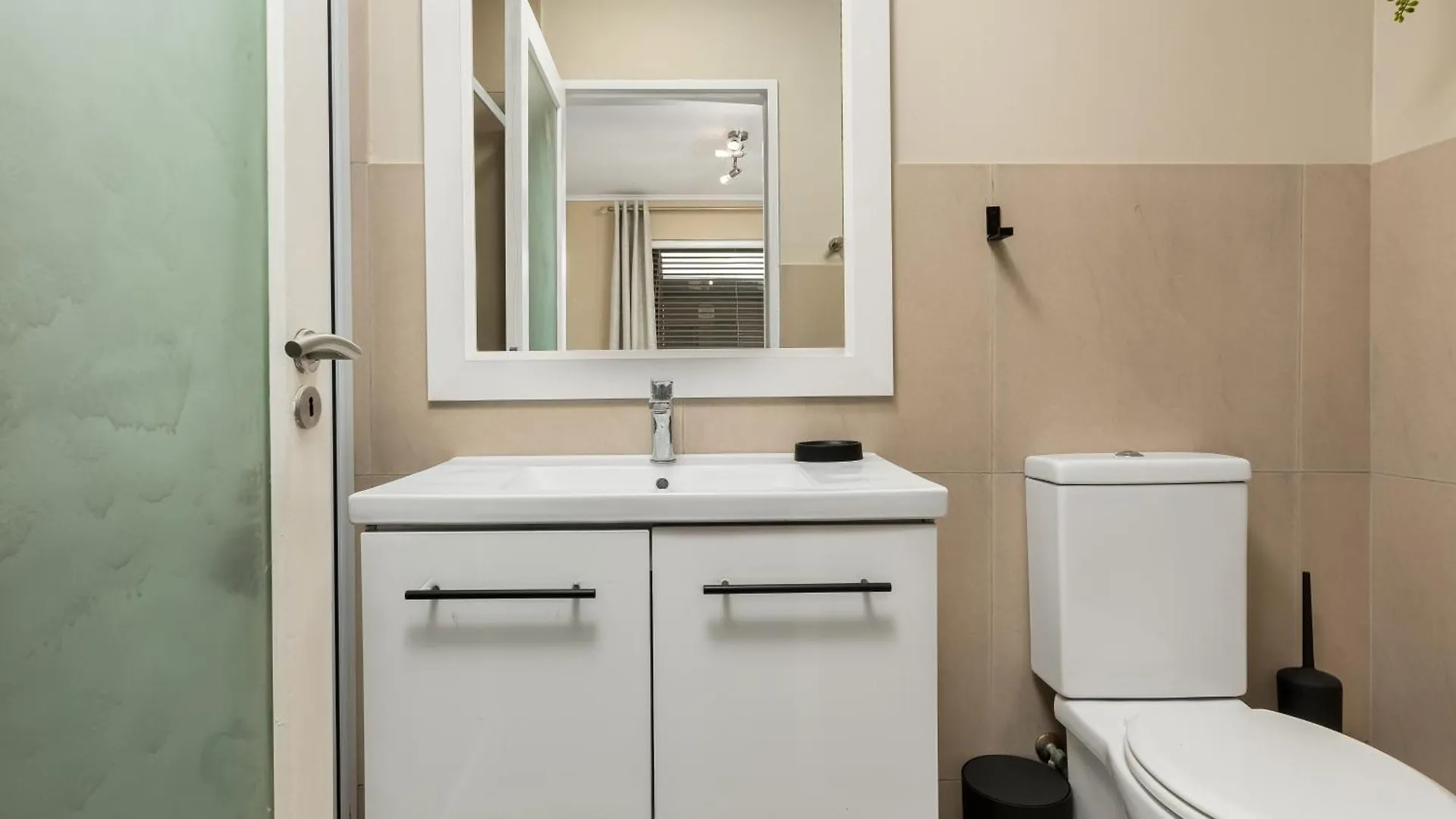 Mayfair Apartments Cape Town